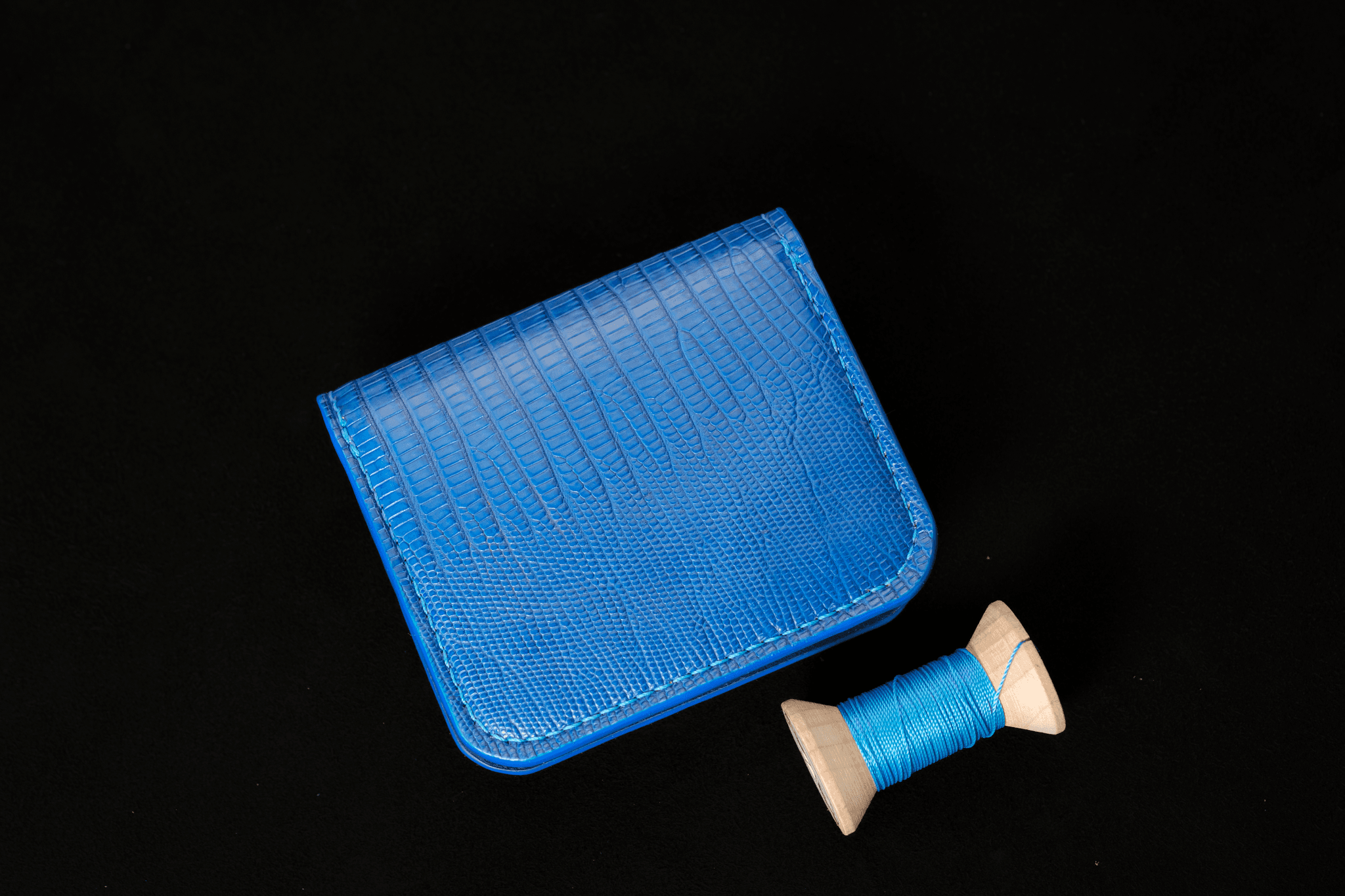 Bifold wallet exterior